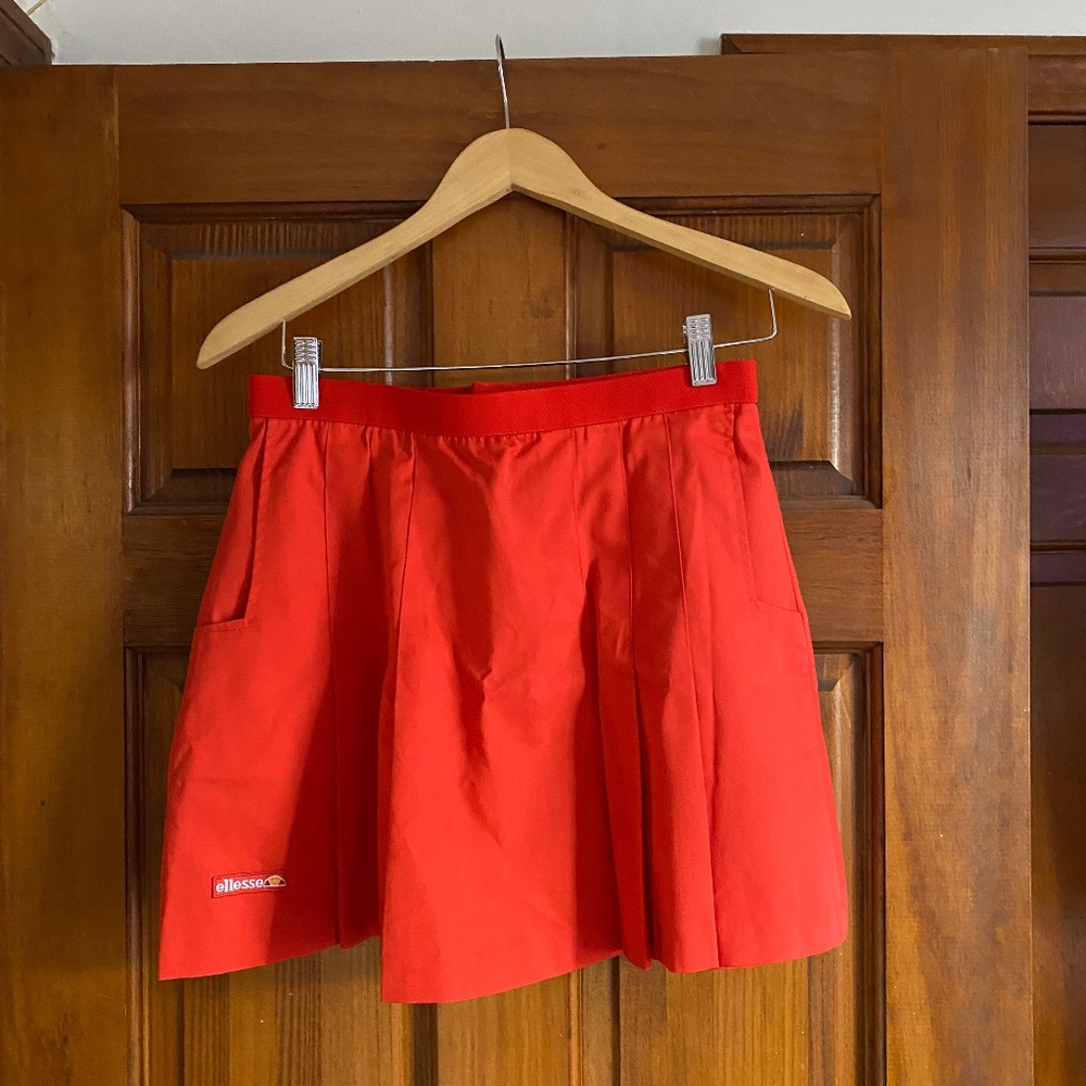 Ellesse red tennis skirt size 10